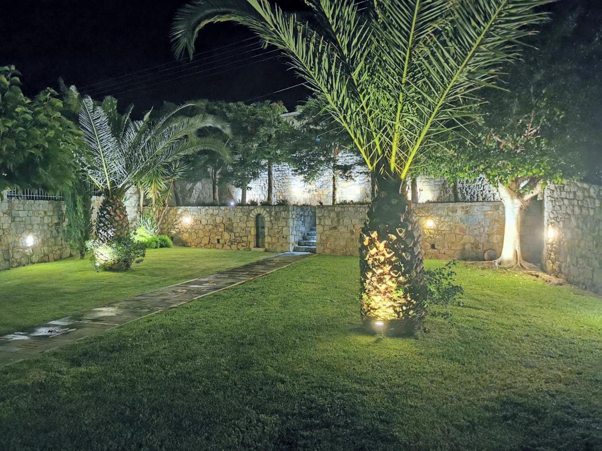 Messinian Blue Seaside Villa Kalamata Exteriér fotografie