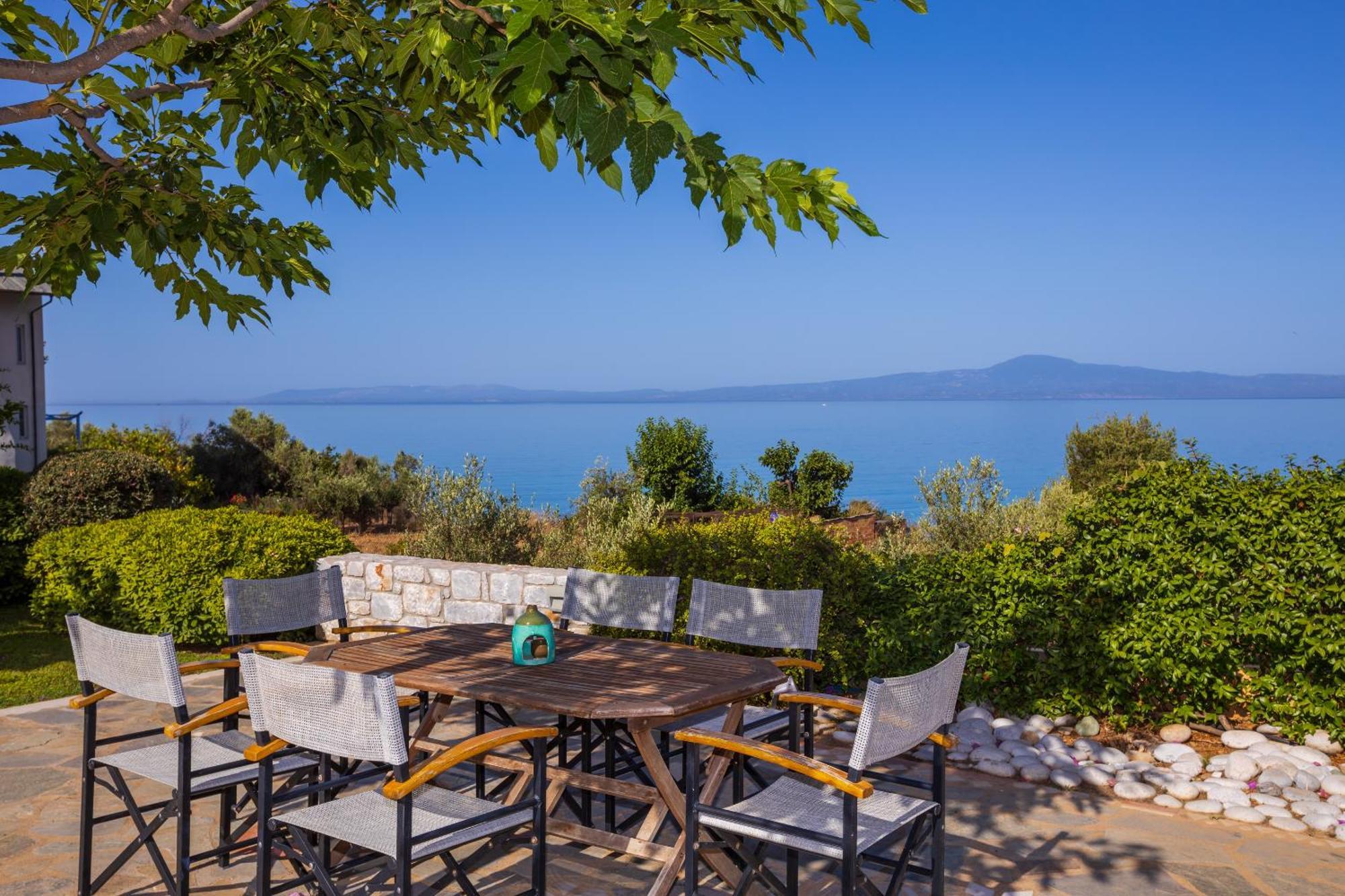 Messinian Blue Seaside Villa Kalamata Exteriér fotografie