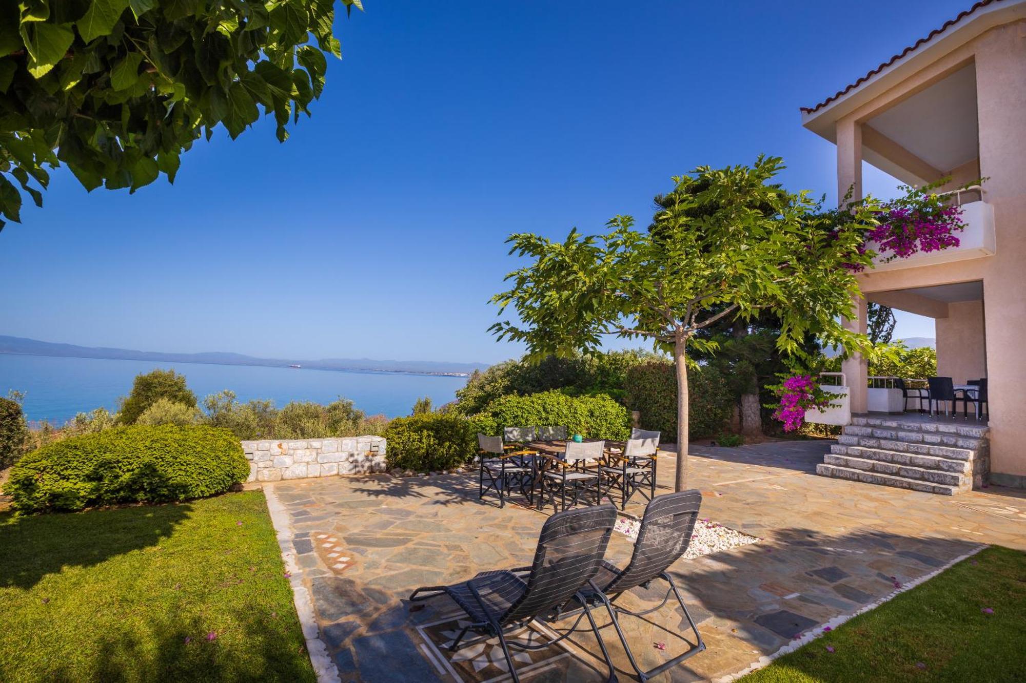 Messinian Blue Seaside Villa Kalamata Exteriér fotografie