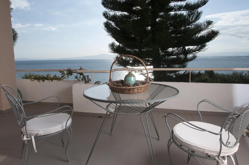 Messinian Blue Seaside Villa Kalamata Exteriér fotografie
