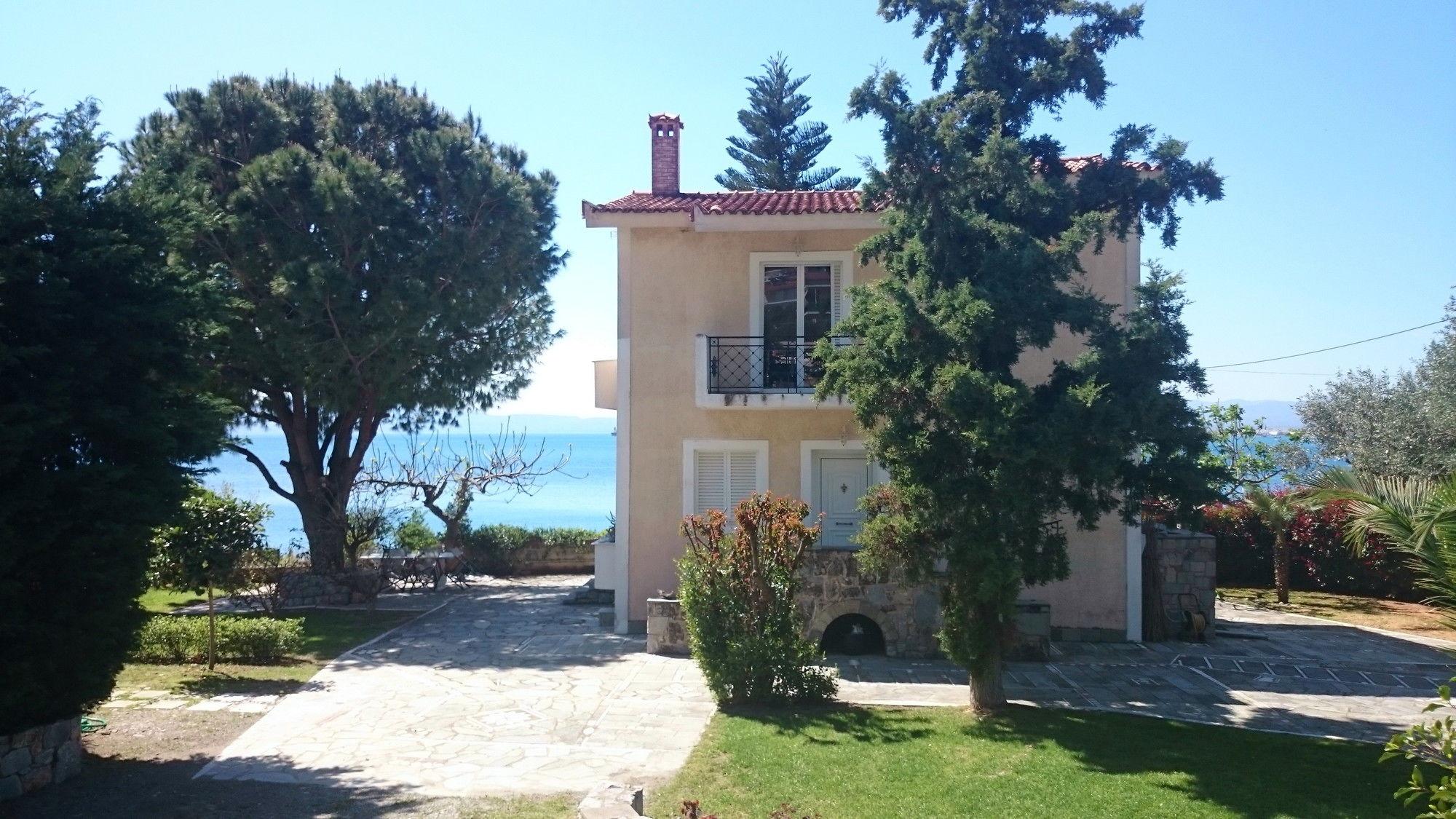 Messinian Blue Seaside Villa Kalamata Exteriér fotografie