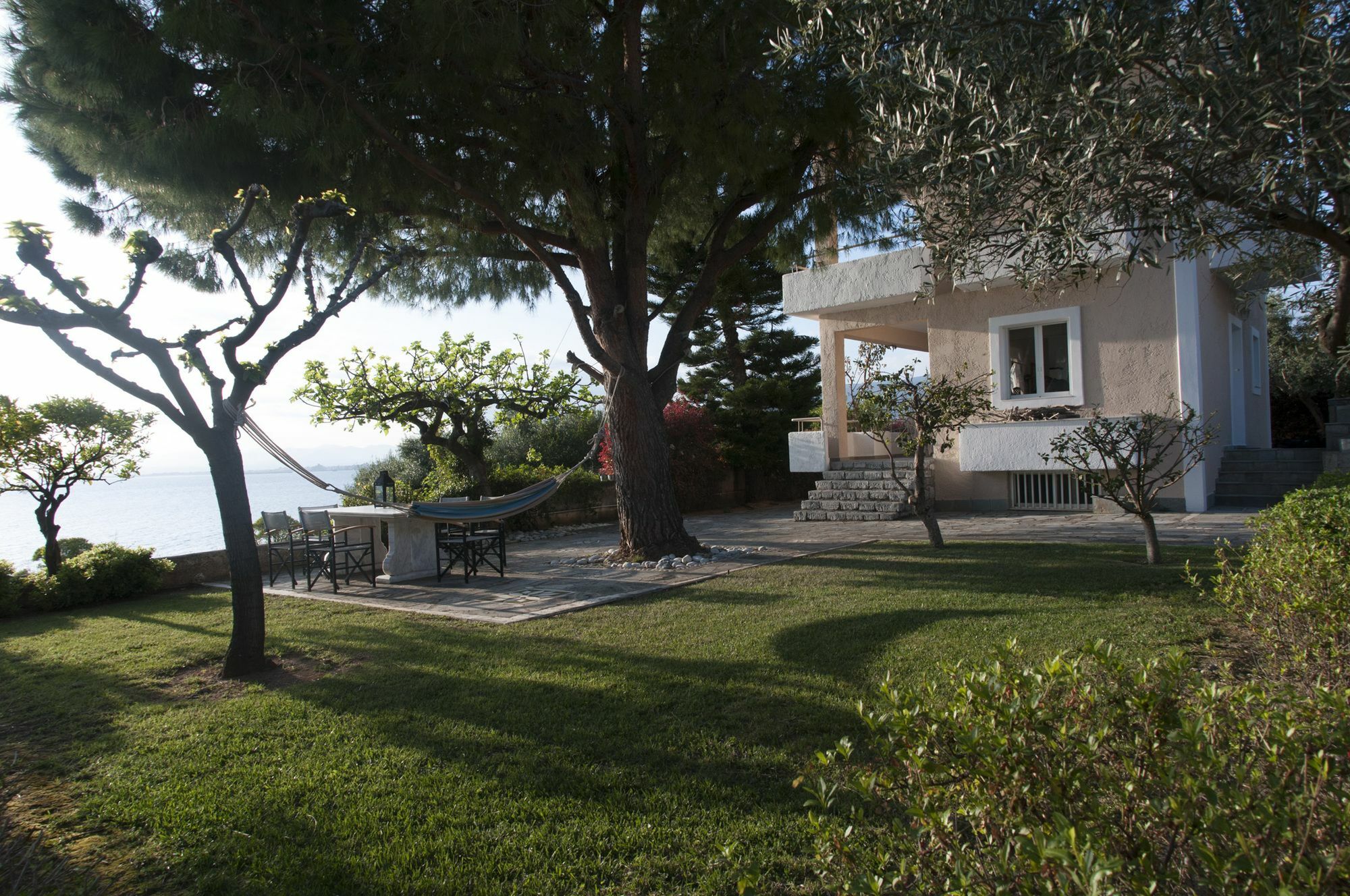 Messinian Blue Seaside Villa Kalamata Exteriér fotografie