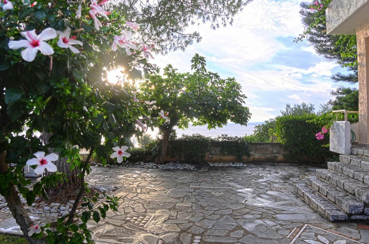 Messinian Blue Seaside Villa Kalamata Exteriér fotografie
