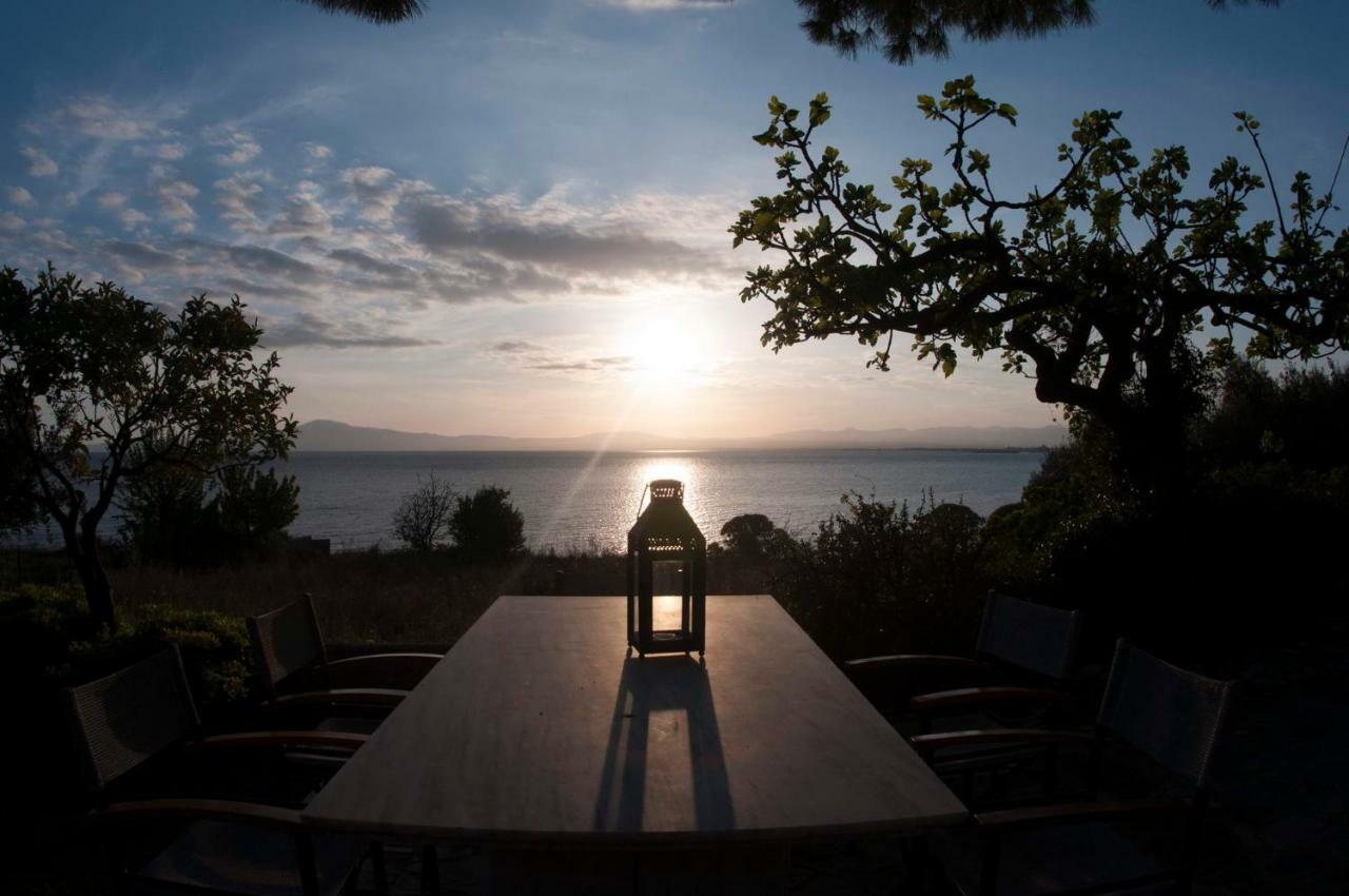 Messinian Blue Seaside Villa Kalamata Exteriér fotografie